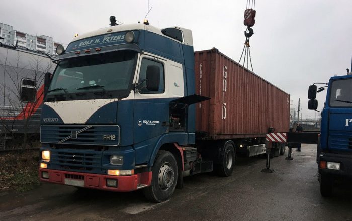 Отправка контейнера с парковочным оборудованием в Сочи