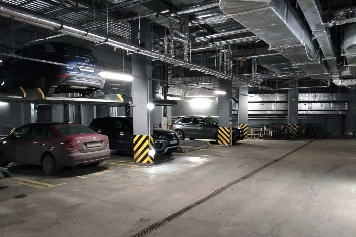 Парковочные подъёмники Wöhr в подземном паркинге ЖК Мендельсон