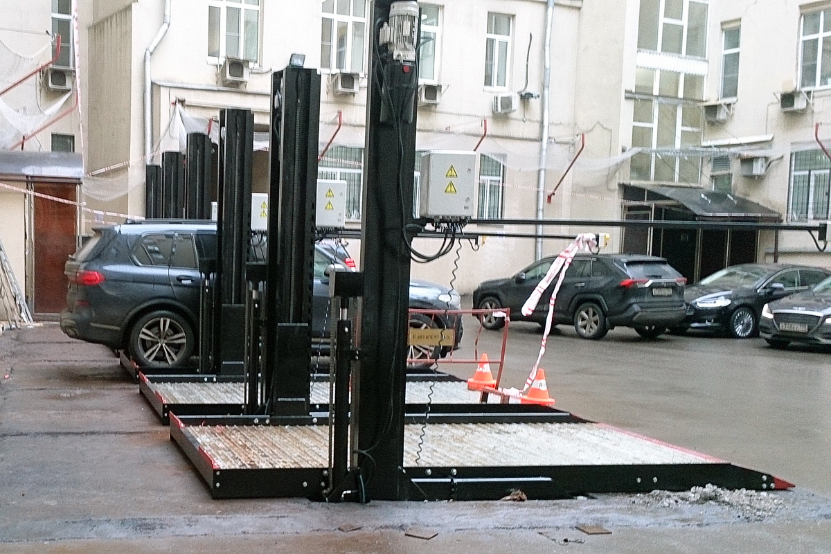 Монтаж парковочного оборудования для социального департамента Правительства Москвы